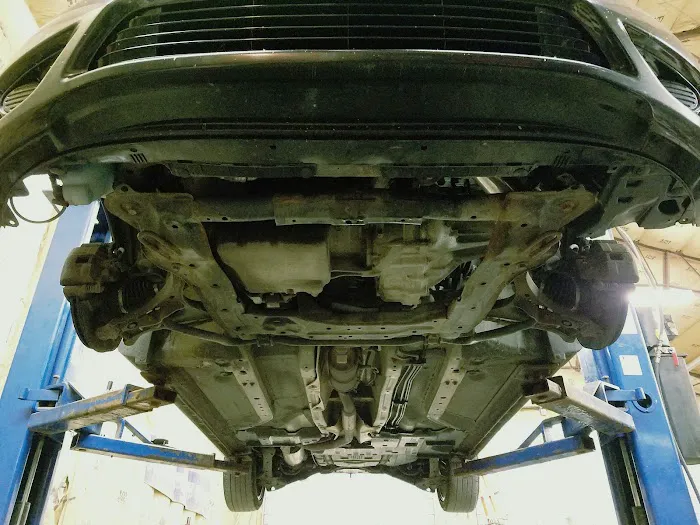 M & W Auto Repair 2