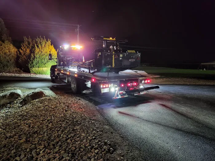 D-1 Truck & Trailer Repair & Towing 2