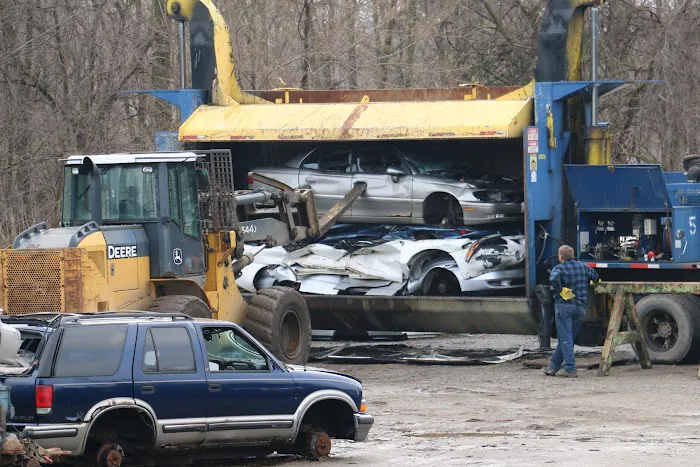 CWi - Curtis Wrecking, Inc. 5