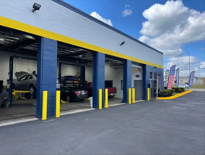 NANKIN Auto Service Center 3