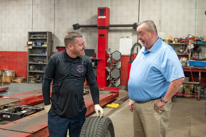 Gott's Auto Service 8