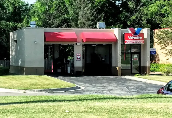 Valvoline Instant Oil Change 9