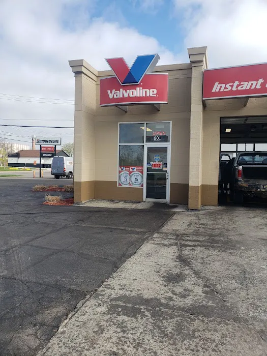 Valvoline Instant Oil Change 1