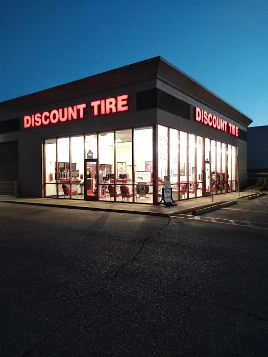 Discount Tire 0