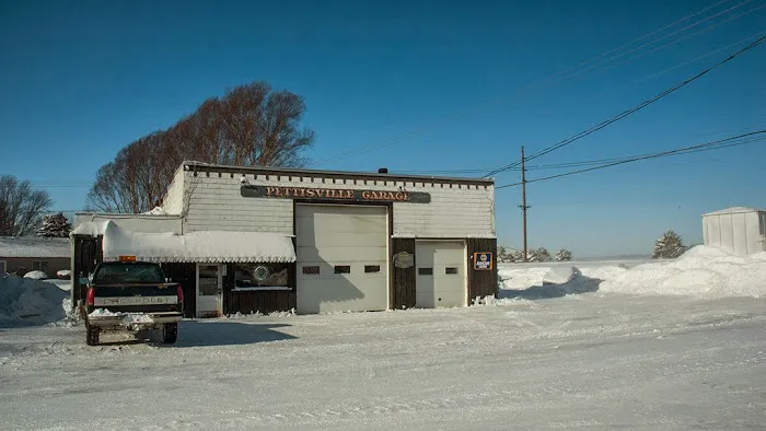 Pettisville Garage 0