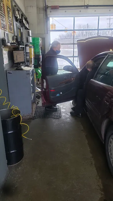 Geyer's Pennzoil 10 Minute Oil Change 6