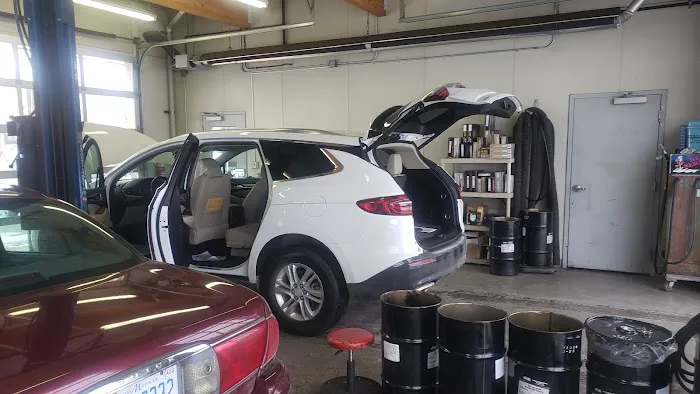 Geyer's Pennzoil 10 Minute Oil Change 1