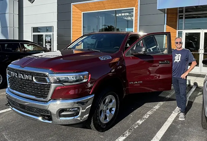 Garber Chrysler Dodge Jeep Ram Service Center 6