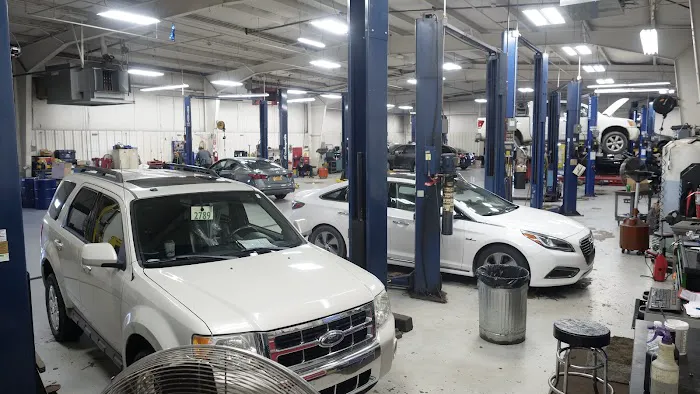 Garber Nissan Service Center 0