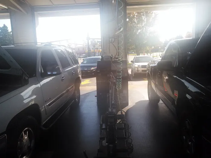 Performance Plus Quick Oil Change 2