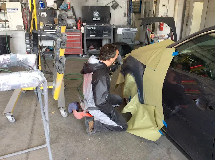 Rodenhouse Body Shop 5