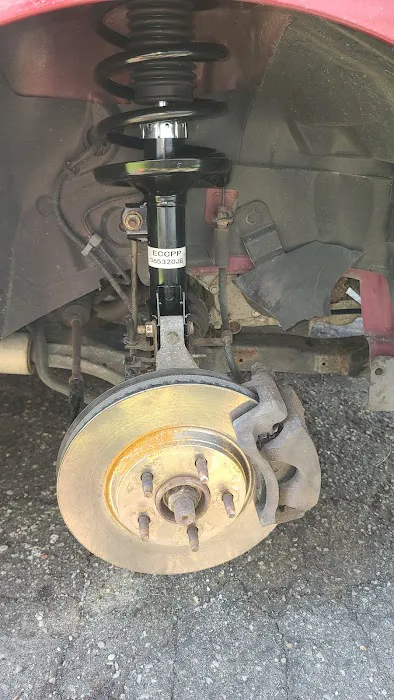 Moros Auto Garage 5