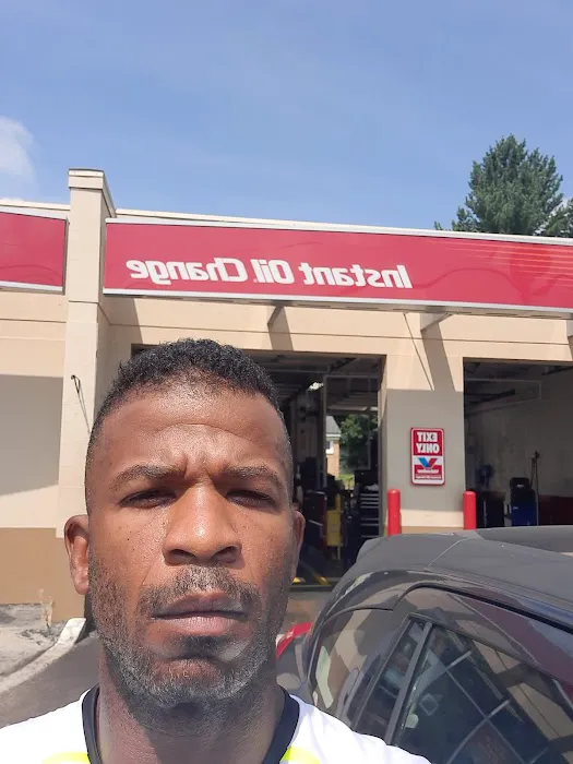 Valvoline Instant Oil Change 8