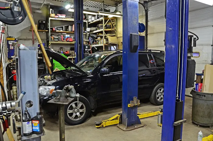 Thomsons Auto Repair Inc. 8