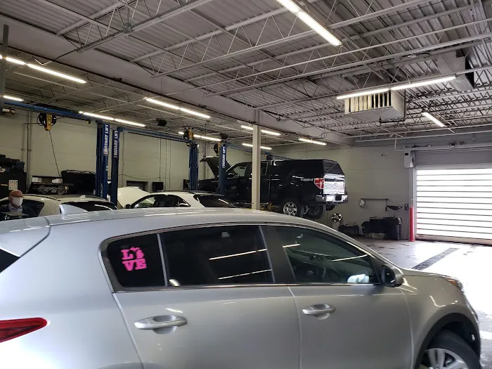 Fox Kia North - Service & Parts 9