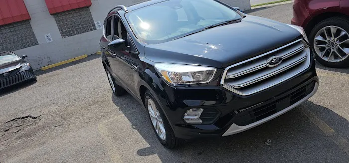 Dix Auto Collision 6