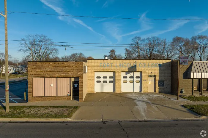 Southgate Collision Center 6