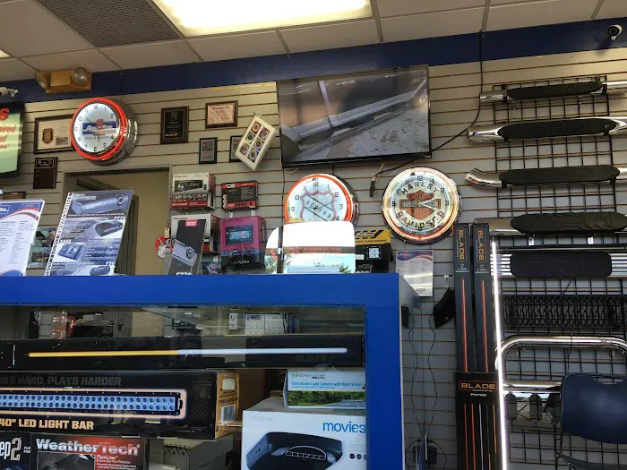 Auto One Glass & Accessories 8