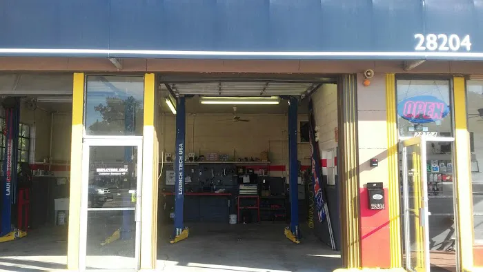 Fernando's Automotive 3