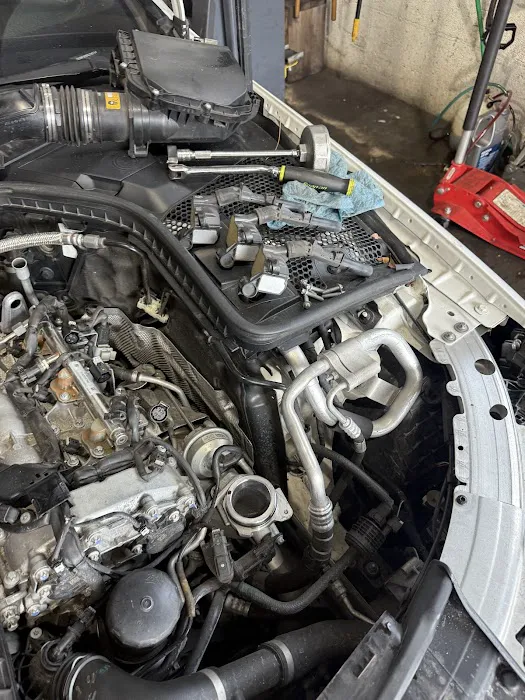 BENZTEK INDEPENDENT MERCEDES BENZ & EURO REPAIR SPECIALISTS 2
