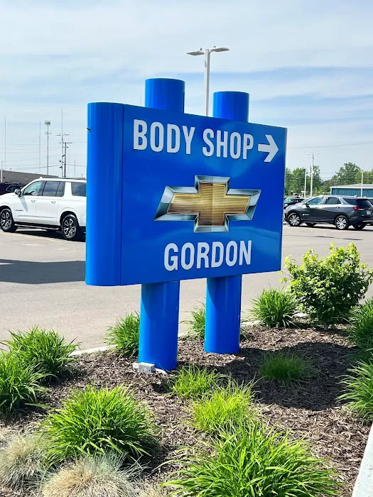 Gordon Chevrolet Collision Center 4