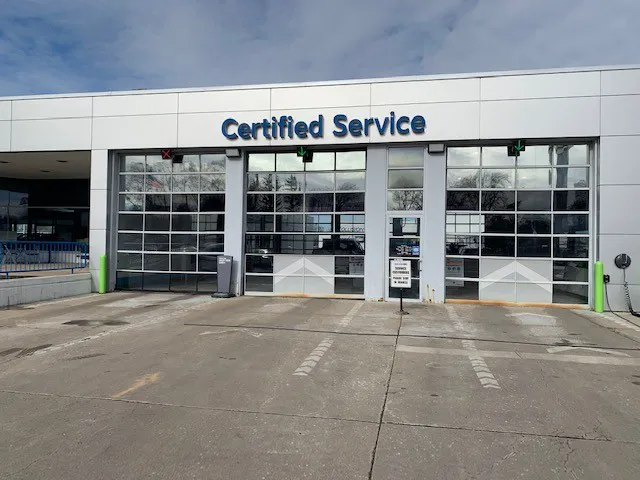 Gordon Chevrolet Service 8
