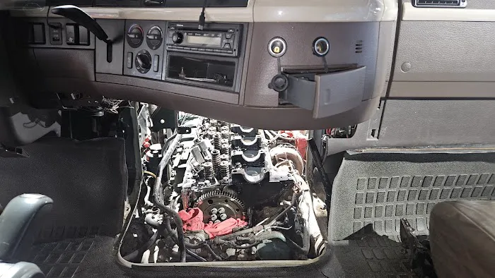 PHANTOM TRUCKS SERVICES 8