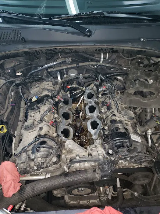 Mike's Tires & Auto Repair 7