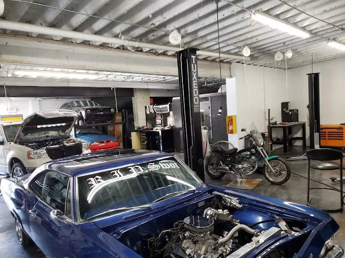 Pontiac Speed Shop 6