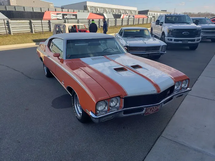 Pontiac Speed Shop 9