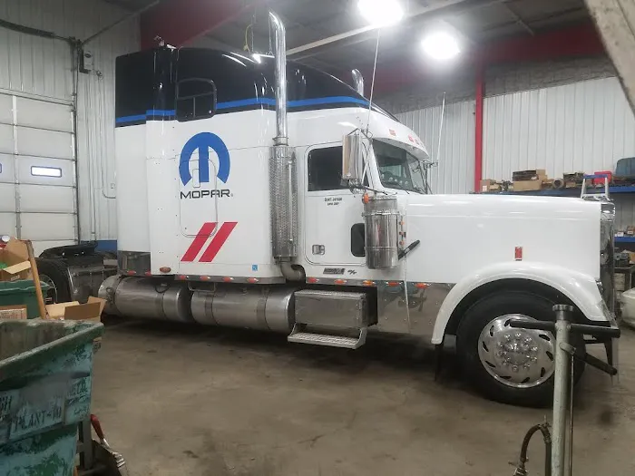 Wiers Fleet Service & Truck Repair Pontiac 3