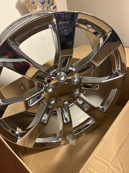 Midwest Wheel & Tire 4