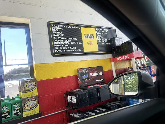 Redford Auto 10 Min Oil Change & Car Wash 3