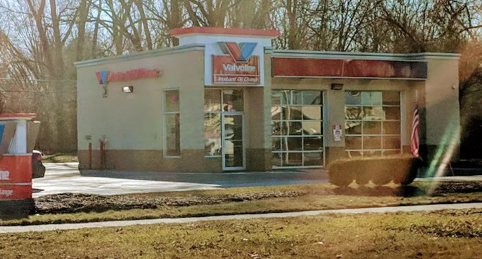 Valvoline Instant Oil Change 1