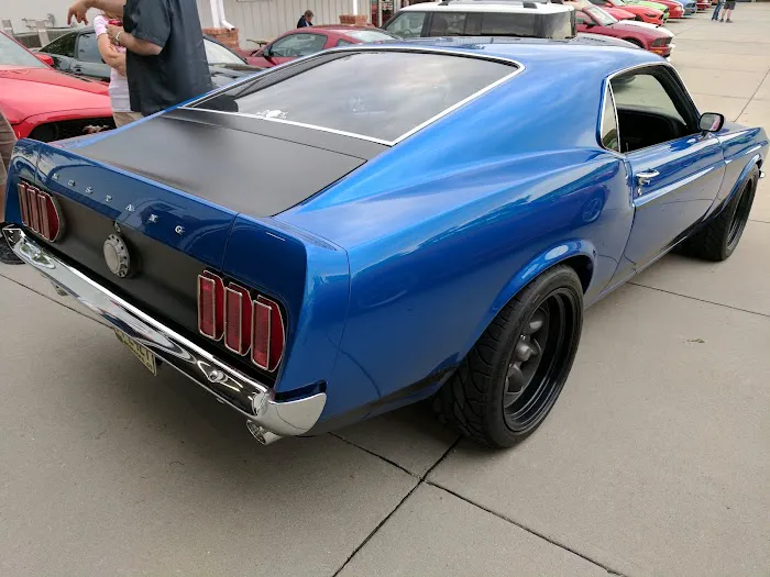 Mike's Classic Cars LLC 5