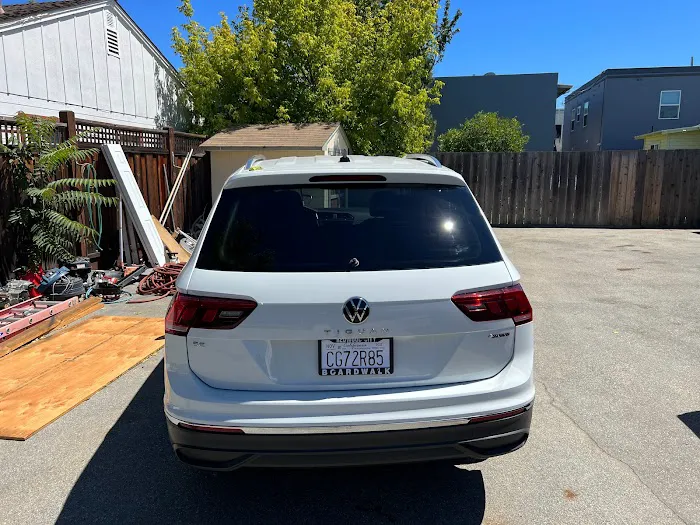 Peninsula Auto Glass 1