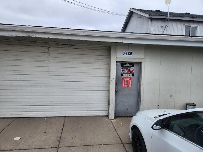 Waamo Auto Body LLC 3