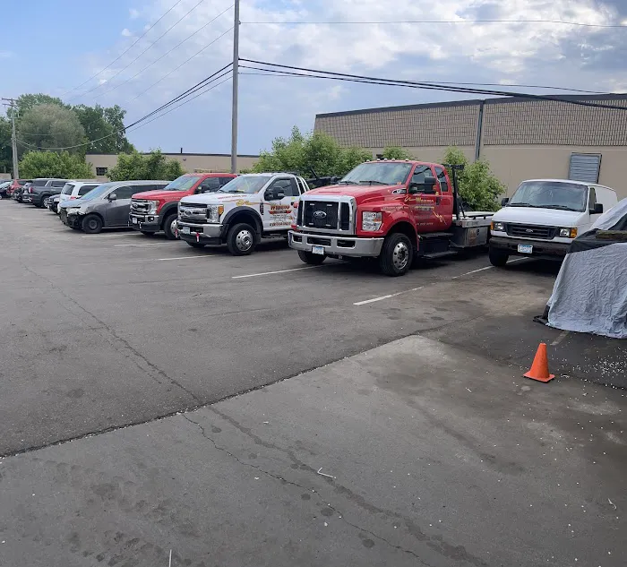 Waamo Towing / Auto Repair Services 5