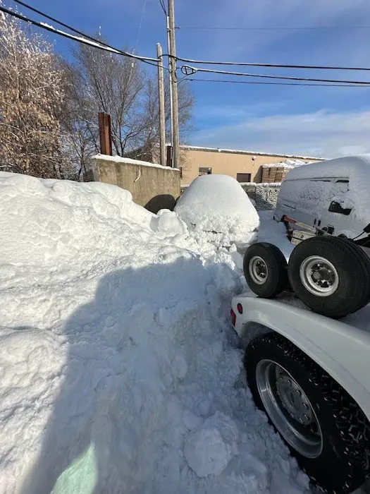 Waamo Towing / Auto Repair Services 4