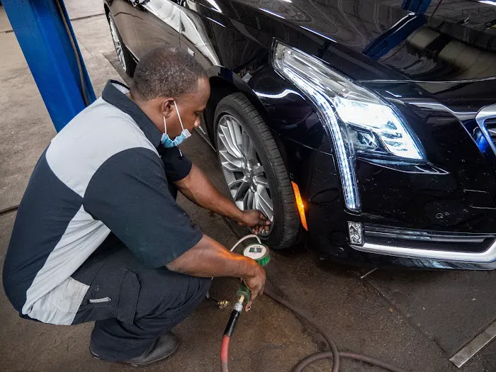 Luther Cadillac Service Department 8