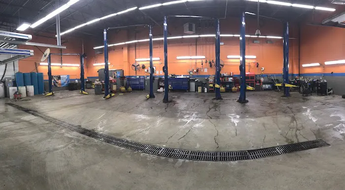 Quick Lane at Midway Ford 8