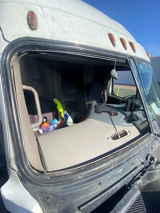 Butler Auto Glass Service LLC 8