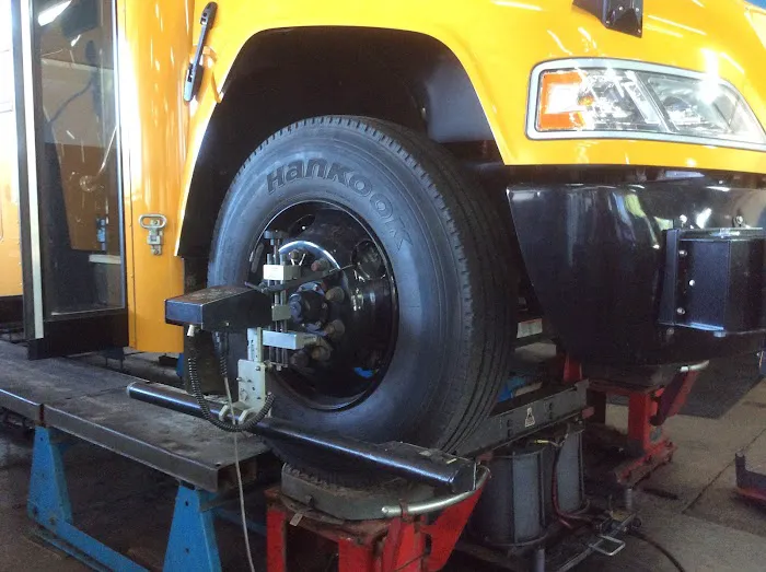 Truckaline Suspension Center 9