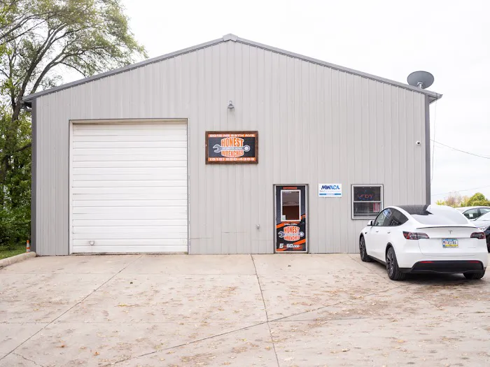 Honest Wrenches Automotive Repair 3