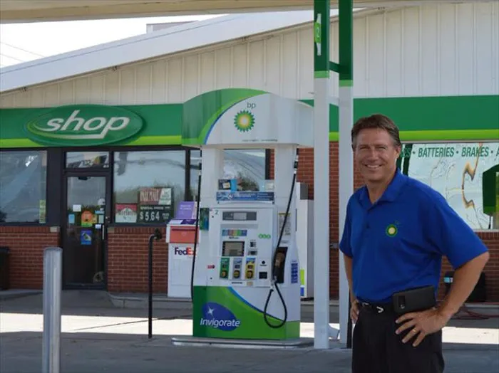 Tim's BP/Amoco Service 7