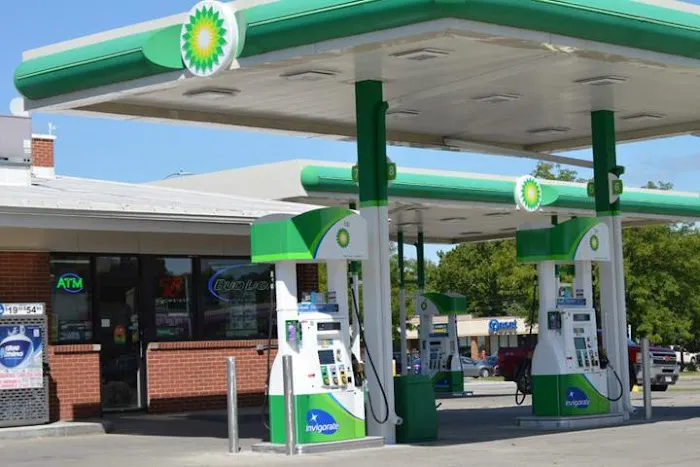 Tim's BP/Amoco Service 3