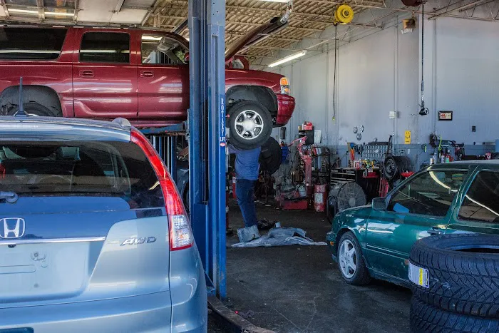 Freedom Tire and Auto Service Center 0