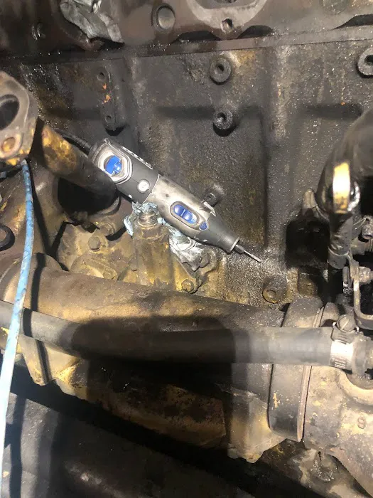 RJH Equipment and Truck Repair 8