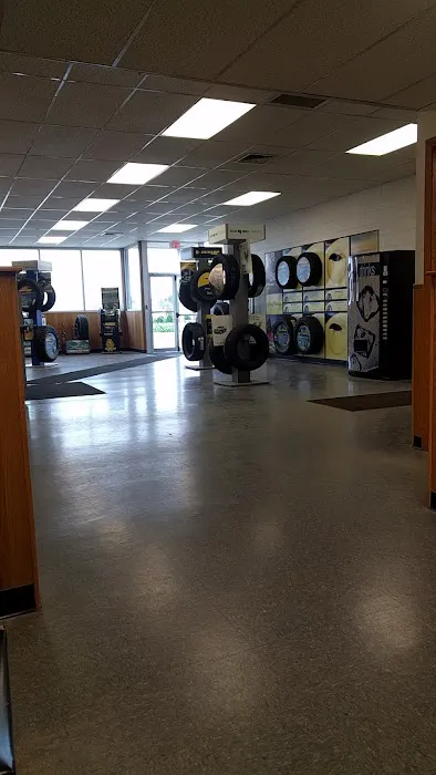 HANSON TIRE SERVICE OF AUSTIN, INC. 3