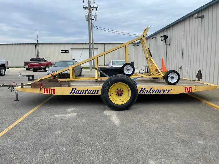 Dale Howard Service & Tire Center of Waverly 1